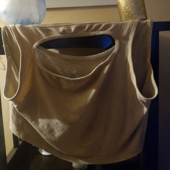 Lululemon workout cutout tank top - Picture 1 of 1